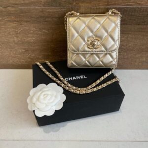 Bolsa Chanel Micro Dourada Lambskin