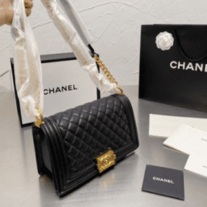 Bolsa Chanel Boy Caviar Leather