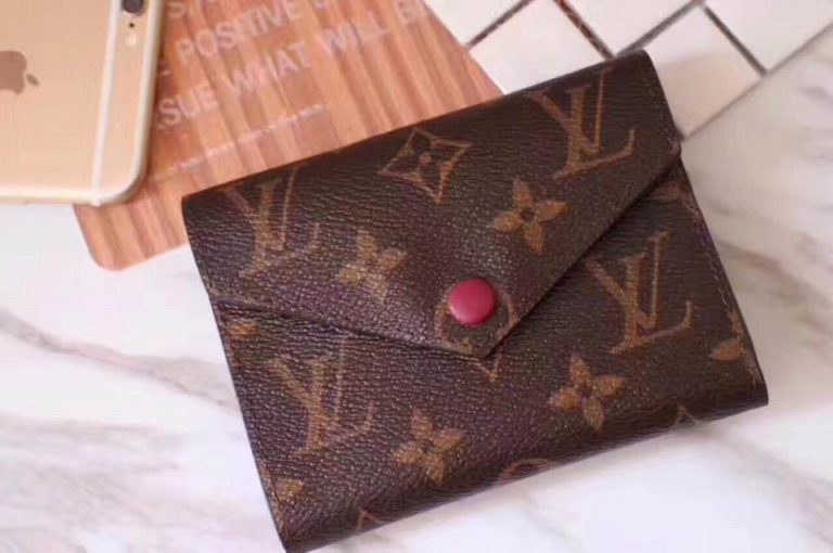 Carteira Louis Vuitton Victorine Monogram “Bordeaux”