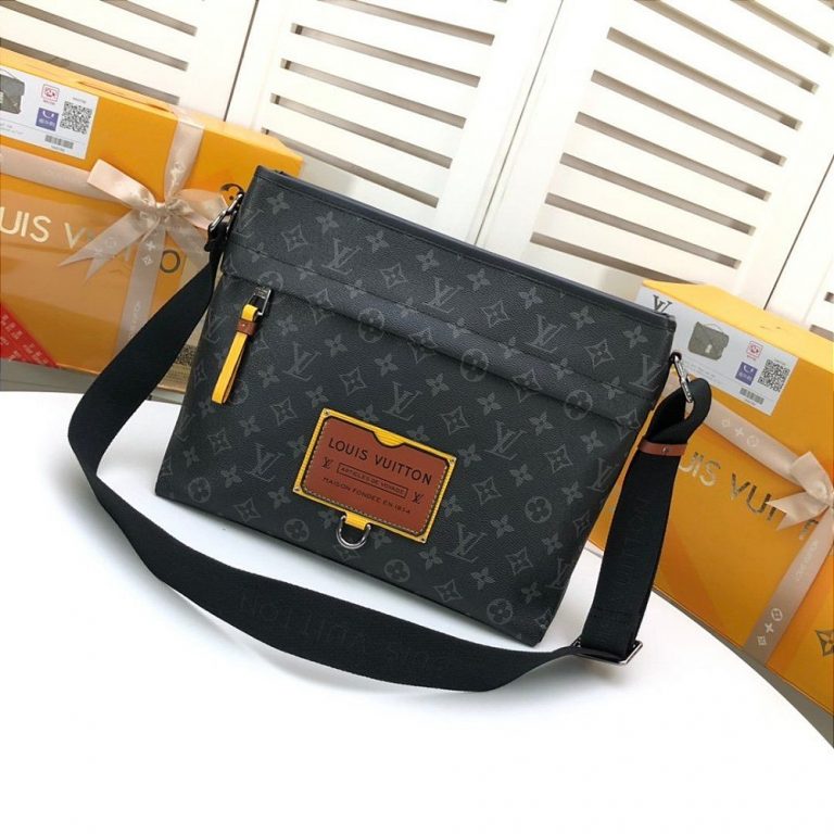 Louis Vuitton Besace Zippée “Yellow”