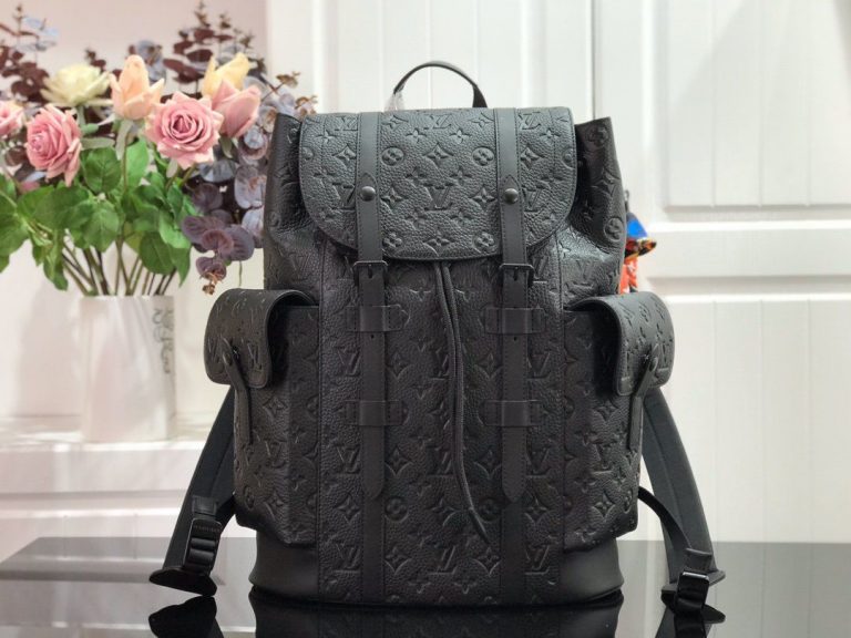 Mochila Louis Vuitton Christopher Monogram “All Black”