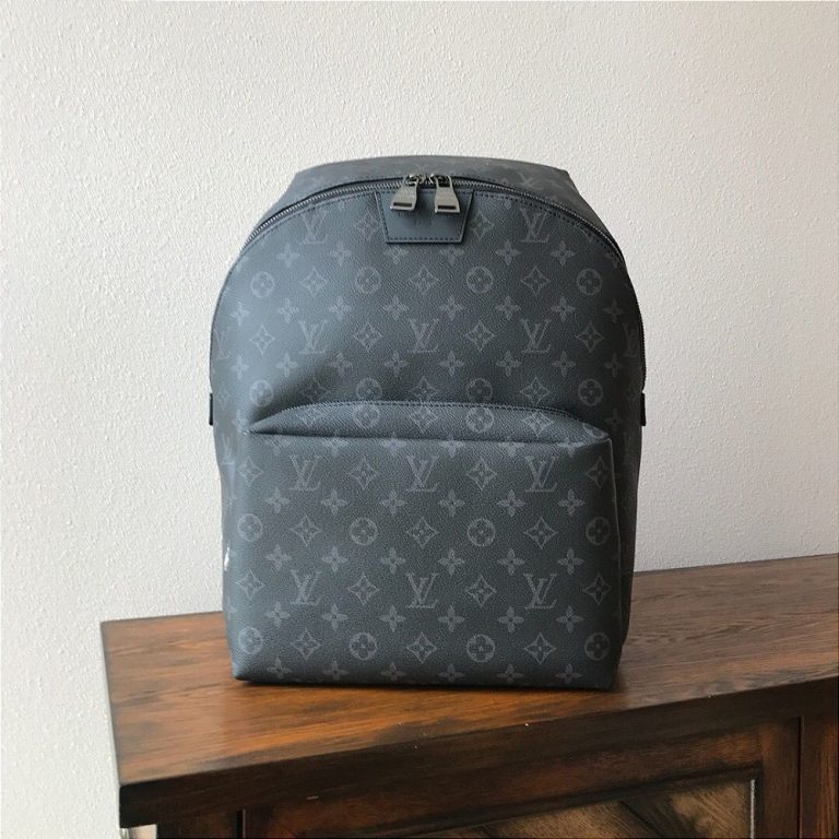 Mochila Louis Vuitton “Black”