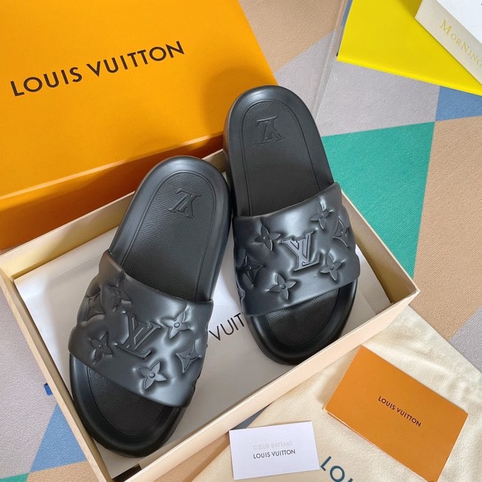 Chinelo Louis Vuitton Waterfront Monogram All Black - Felix Imports