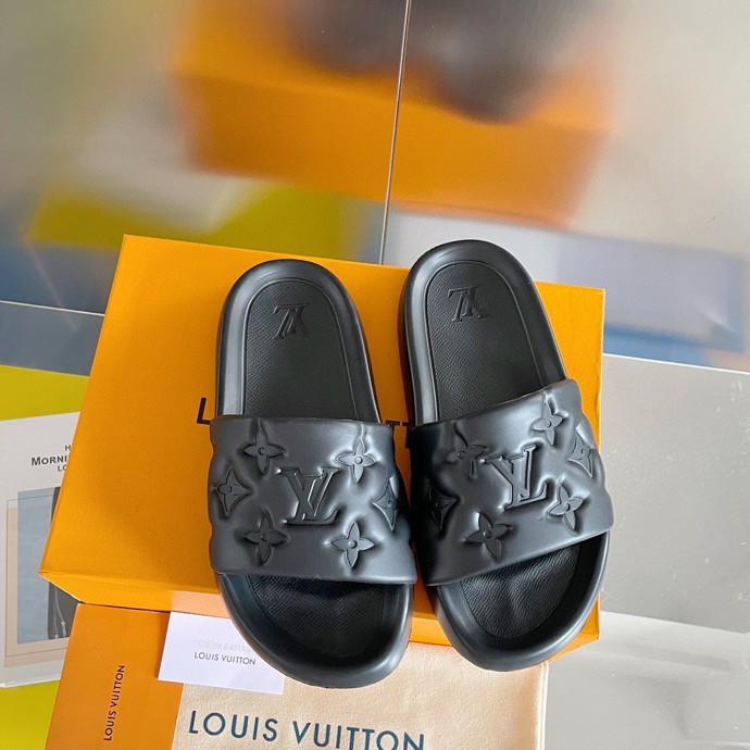 Chinelo Louis Vuitton