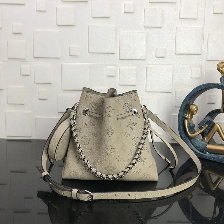 Bolsa Louis Vuitton Bella “Galet”