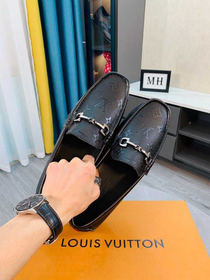 Mocassim em couro Louis Vuitton - Grandes Grifes