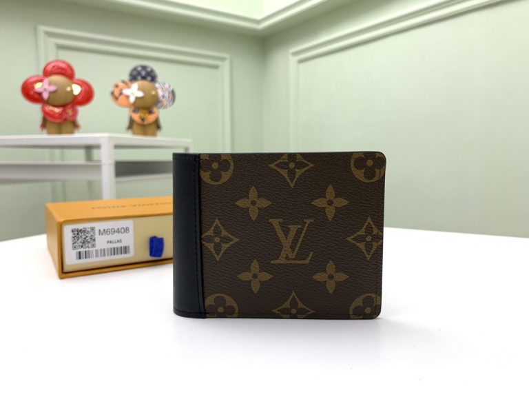 Carteira Louis Vuitton Multiple “Monogram Macassar”