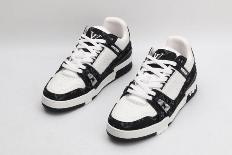 Tênis Louis Vuitton Trainer Sneaker “White/Black”