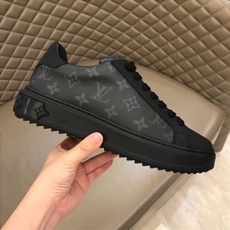 Tênis Louis Vuitton Time Out “Black”