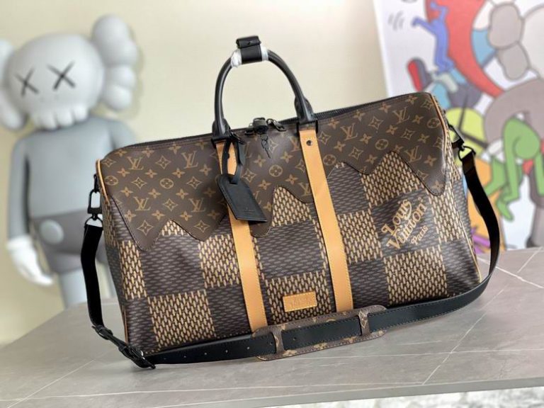 Bolsa de Viagem Louis Vuitton Keepall Bandoulière 50 “Brown”