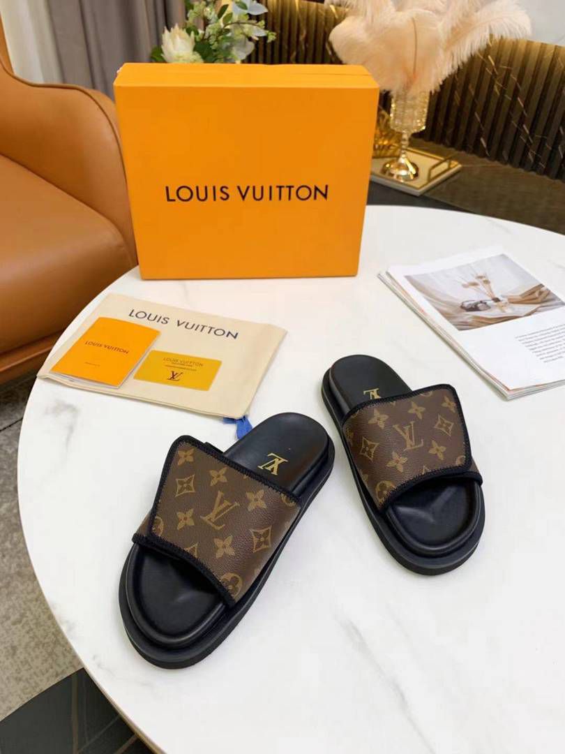 Chinelo Louis Vuitton Waterfront Monogram All Black - Felix Imports