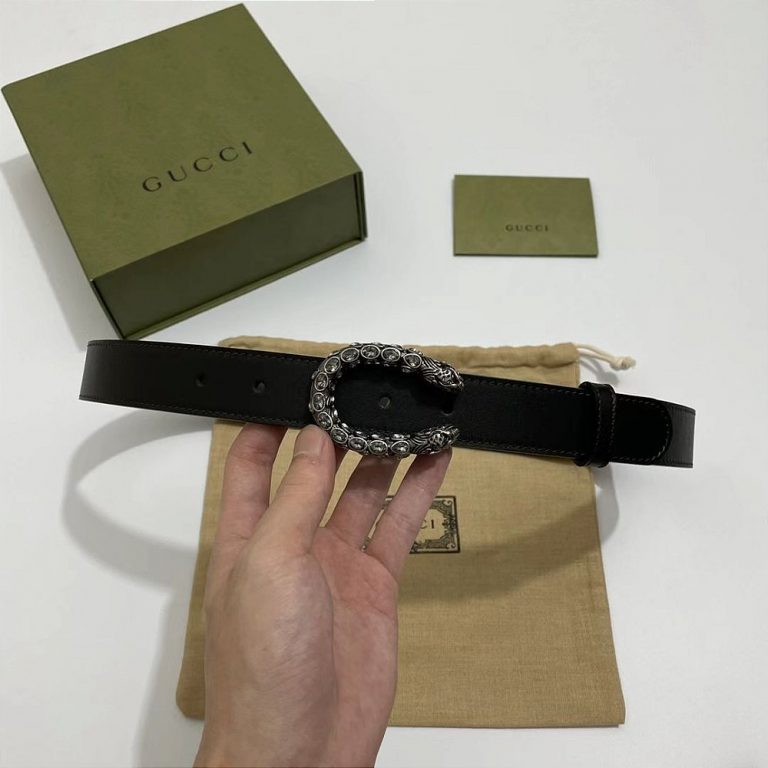 Cinto Gucci pedras  “Black/Silver”