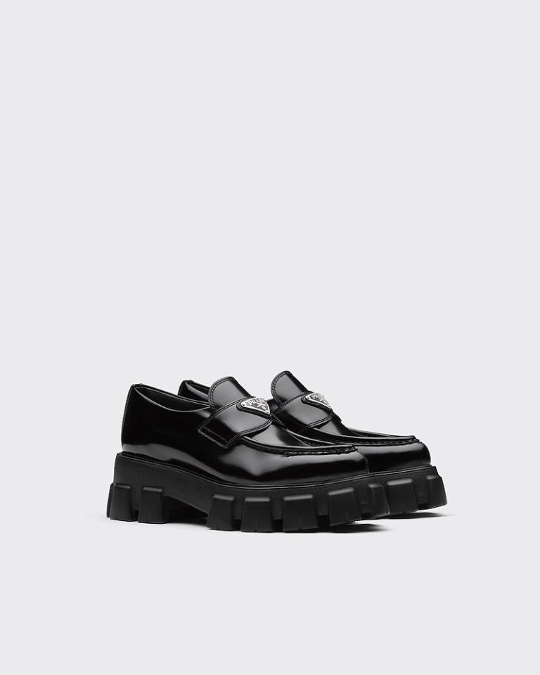 Mocassim Prada Monolith com bico fino “Black”