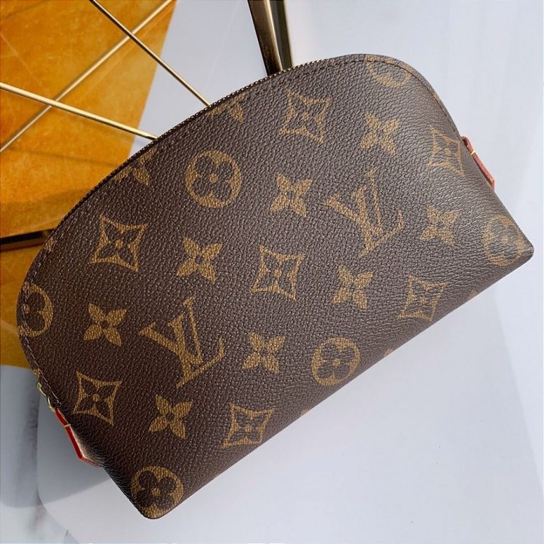 Pochette Louis Vuitton Cosmétique Monogram