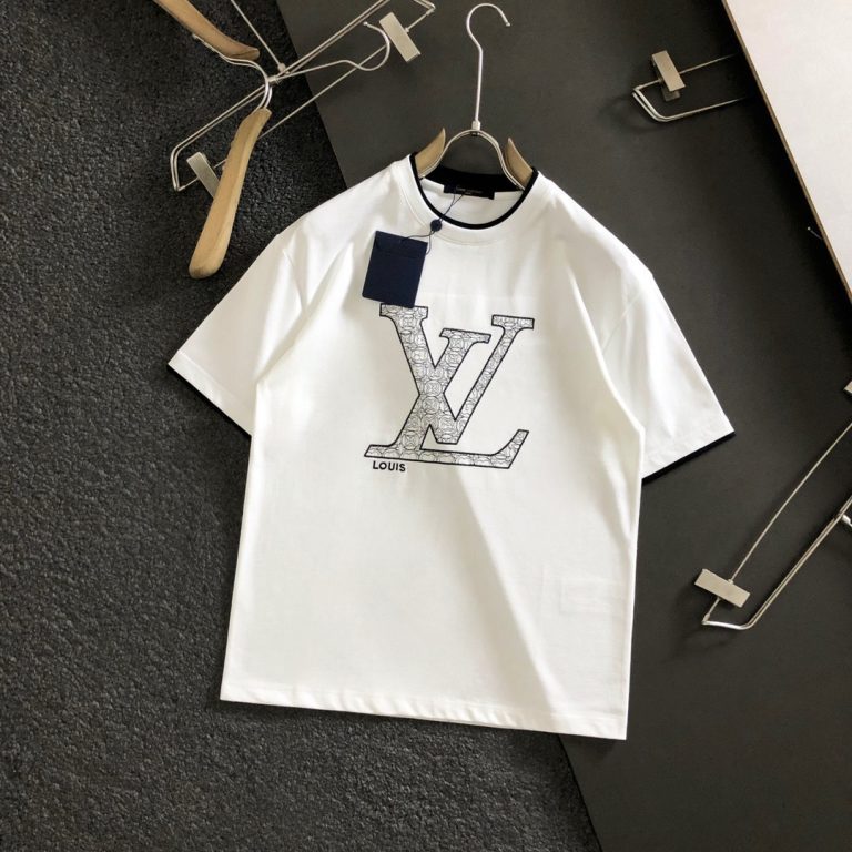 Camiseta Louis Vuitton Masculina “White/Black”