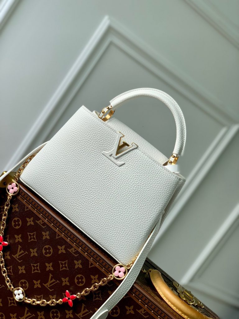 Bolsa Louis Vuitton Capucines Branca Com Corrente