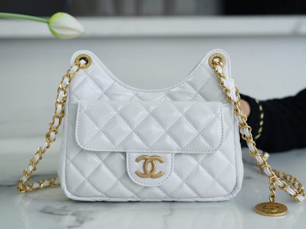 Bolsa CHANEL 23C - Branca