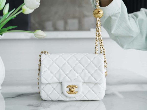 Bolsa CHANEL 23C CF 18CM - Branca