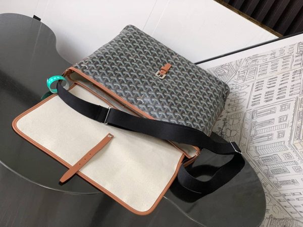 Bolsa  Goyard Capetien Messenger - Black & Tan - Image 6